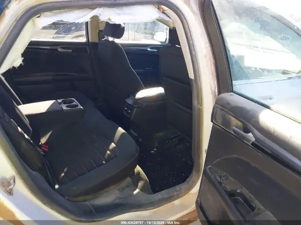 3FA6P0HD7GR249814 2016 FORD FUSION - Image 8