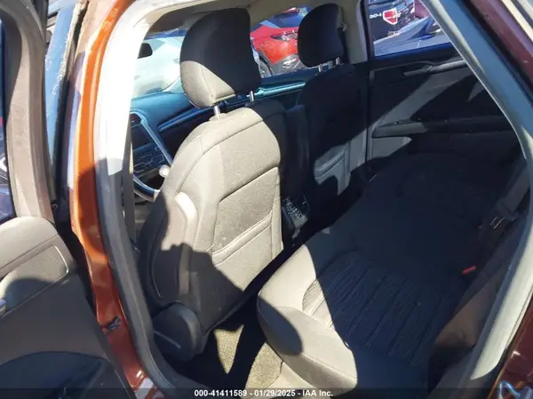 3FA6P0HD7GR289388 2016 FORD FUSION - Image 8