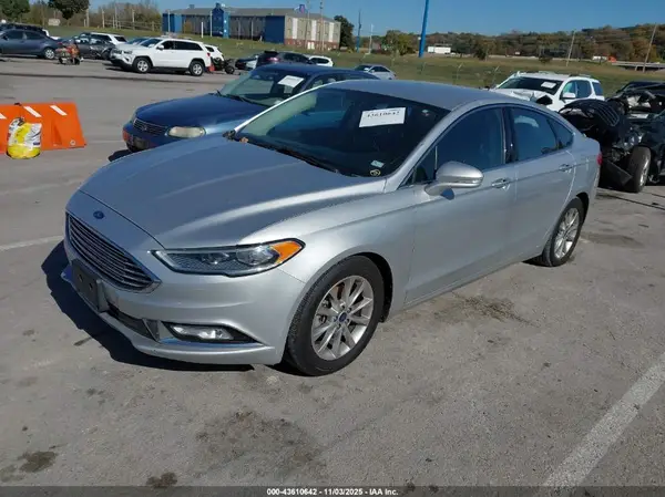3FA6P0HD7HR111594 2017 FORD FUSION - Image 2