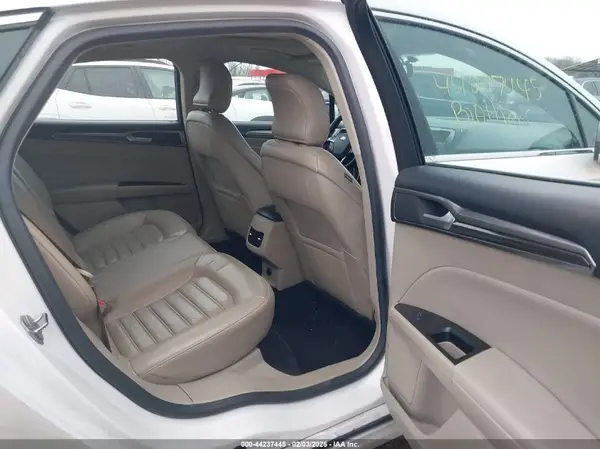 3FA6P0HD7HR124507 2017 FORD FUSION - Image 8