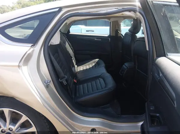 3FA6P0HD7HR190068 2017 FORD FUSION - Image 8