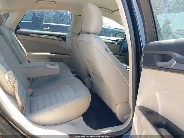 3FA6P0HD7HR196209 2017 FORD FUSION - Image 8