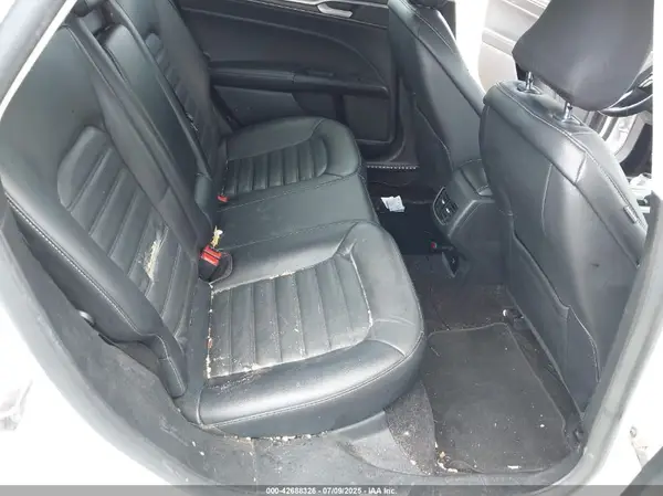 3FA6P0HD7HR242718 2017 FORD FUSION - Image 8