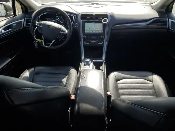 3FA6P0HD7HR247627 2017 FORD FUSION - Image 8