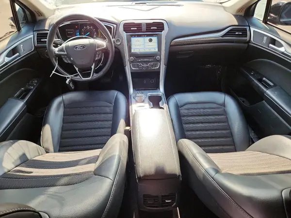 3FA6P0HD7HR251841 2017 FORD FUSION - Image 8