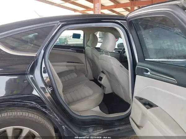 3FA6P0HD7HR252987 2017 FORD FUSION - Image 8