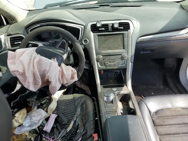 3FA6P0HD7HR256733 2017 FORD FUSION - Image 8