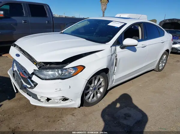 3FA6P0HD7HR257946 2017 FORD FUSION - Image 2
