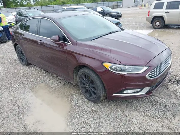 3FA6P0HD7HR269014 2017 FORD FUSION - Image 1