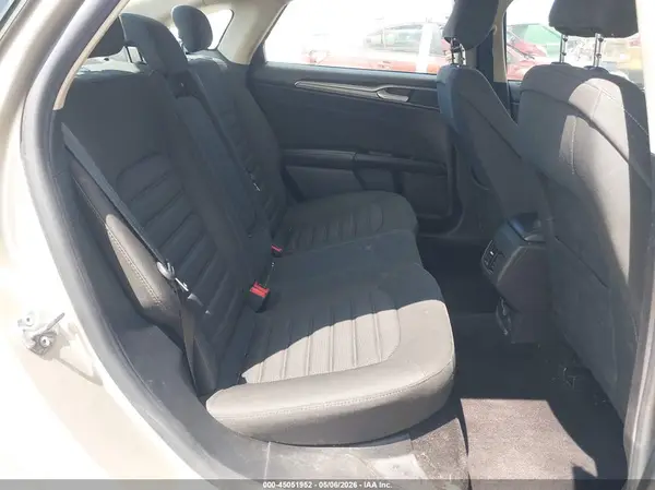 3FA6P0HD7HR299209 2017 FORD FUSION - Image 8