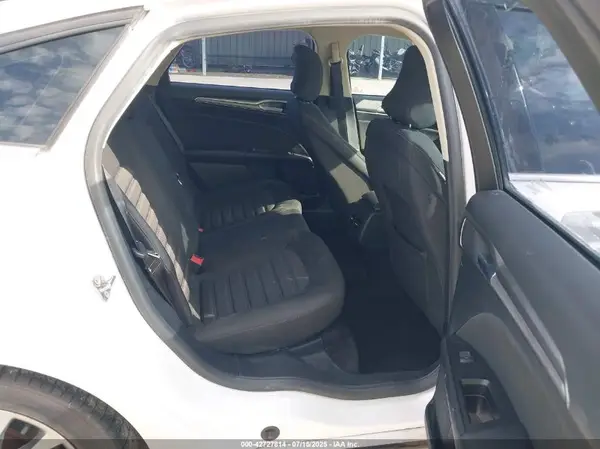 3FA6P0HD7HR299629 2017 FORD FUSION - Image 8