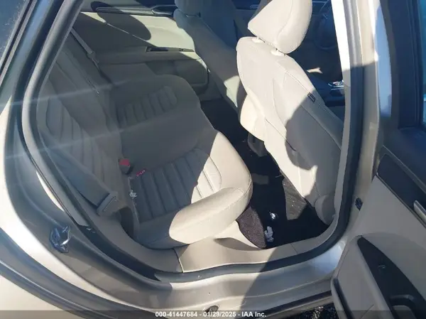 3FA6P0HD7HR304442 2017 FORD FUSION - Image 8
