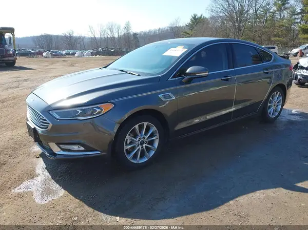 3FA6P0HD7HR305204 2017 FORD FUSION - Image 2