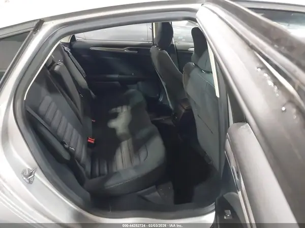 3FA6P0HD7HR308393 2017 FORD FUSION - Image 8