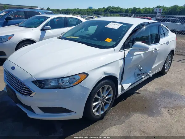 3FA6P0HD7HR310385 2017 FORD FUSION - Image 2