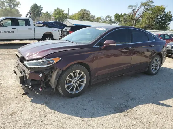 3FA6P0HD7HR311049 2017 FORD FUSION - Image 1