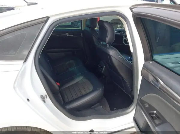 3FA6P0HD7HR322049 2017 FORD FUSION - Image 8