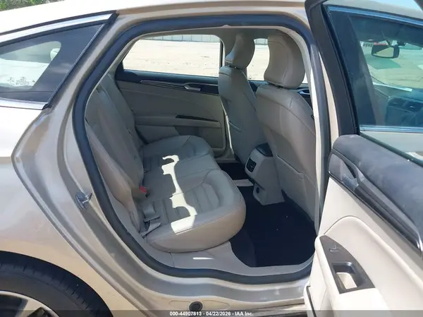 3FA6P0HD7HR332368 2017 FORD FUSION - Image 8