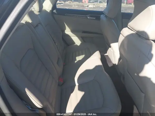3FA6P0HD7HR370800 2017 FORD FUSION - Image 8