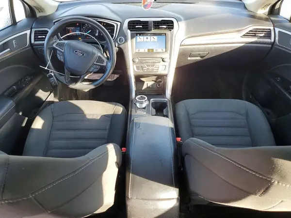 3FA6P0HD7HR401057 2017 FORD FUSION - Image 8
