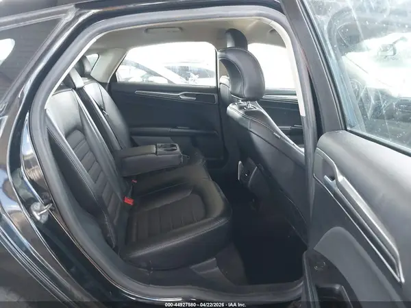 3FA6P0HD7HR408610 2017 FORD FUSION - Image 8