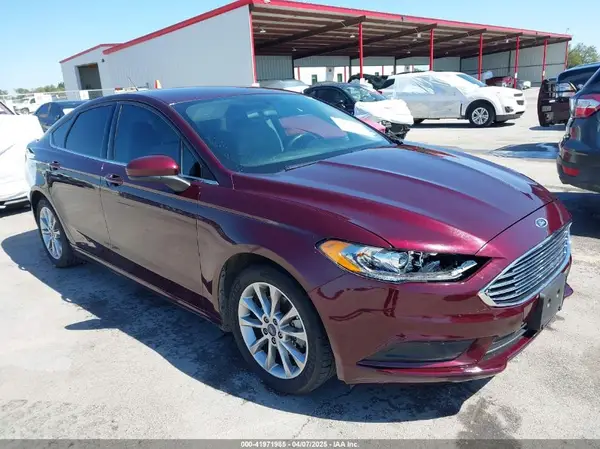 3FA6P0HD7HR413239 2017 FORD FUSION - Image 1