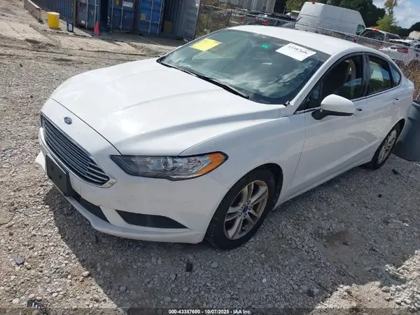 3FA6P0HD7JR140194 2018 FORD FUSION - Image 2