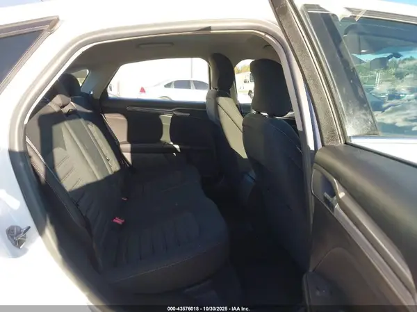 3FA6P0HD7JR153219 2018 FORD FUSION - Image 8