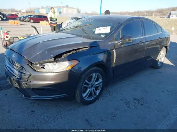 3FA6P0HD7JR157772 2018 FORD FUSION - Image 2