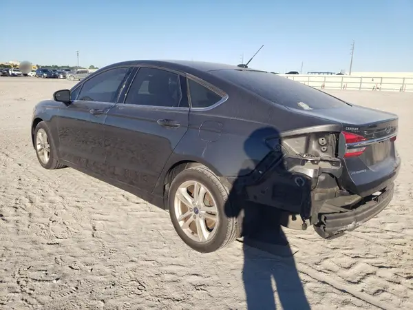 3FA6P0HD7JR174734 2018 FORD FUSION - Image 2