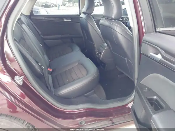 3FA6P0HD7JR174846 2018 FORD FUSION - Image 8