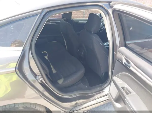 3FA6P0HD7JR187323 2018 FORD FUSION - Image 8