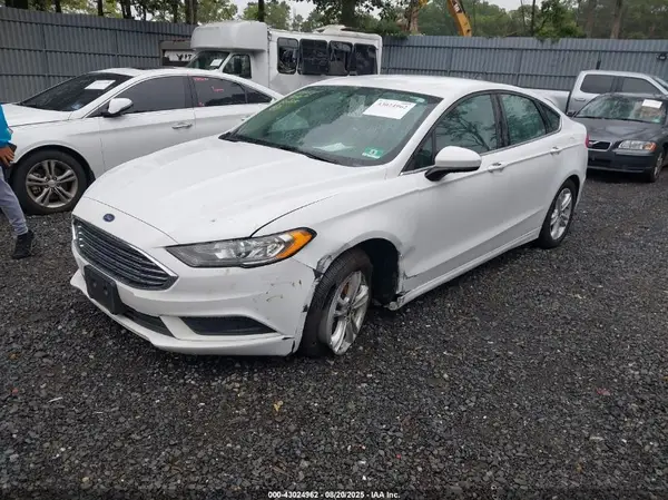 3FA6P0HD7JR192943 2018 FORD FUSION - Image 2