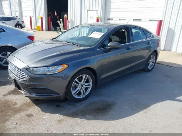 3FA6P0HD7JR193283 2018 FORD FUSION - Image 2