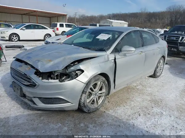 3FA6P0HD7JR194823 2018 FORD FUSION - Image 2