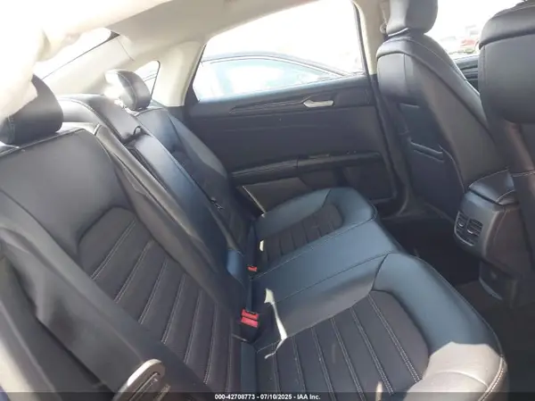 3FA6P0HD7JR200409 2018 FORD FUSION - Image 8
