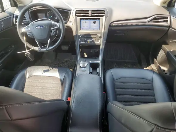 3FA6P0HD7JR214102 2018 FORD FUSION - Image 8