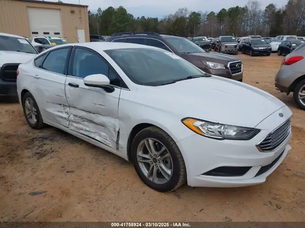 3FA6P0HD7JR229022 2018 FORD FUSION - Image 1
