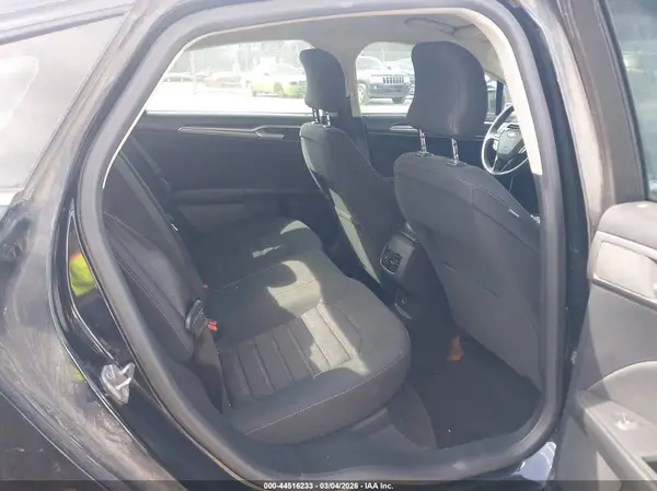 3FA6P0HD7JR229098 2018 FORD FUSION - Image 8