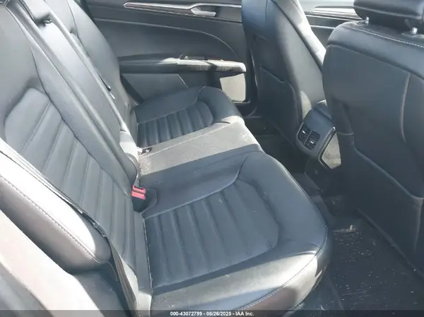 3FA6P0HD7JR237542 2018 FORD FUSION - Image 8