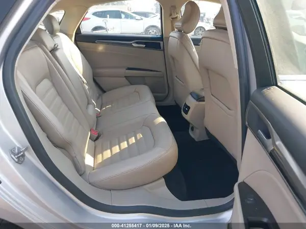 3FA6P0HD7JR240859 2018 FORD FUSION - Image 8