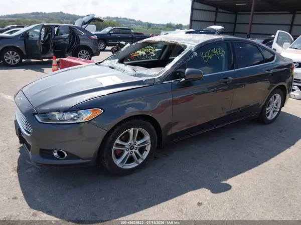 3FA6P0HD7JR245950 2018 FORD FUSION - Image 2