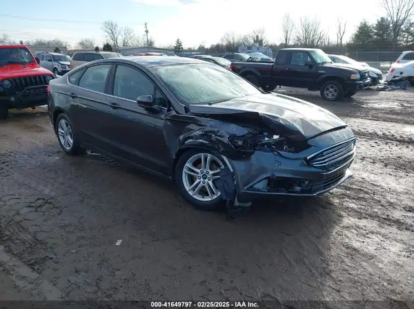 3FA6P0HD7JR259606 2018 FORD FUSION - Image 1