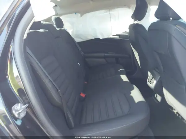 3FA6P0HD7JR268628 2018 FORD FUSION - Image 8