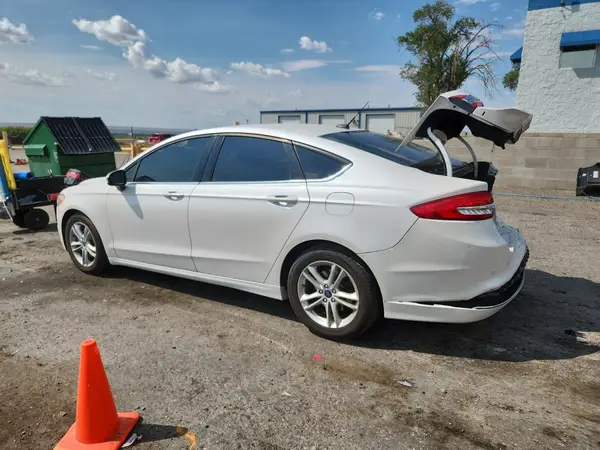 3FA6P0HD7JR273022 2018 FORD FUSION - Image 2