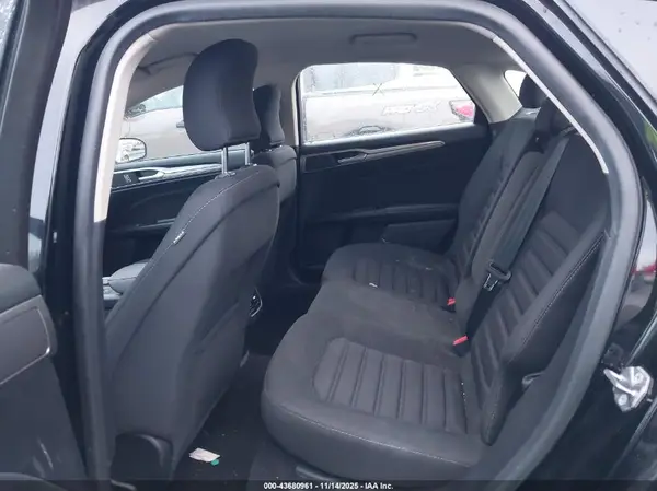 3FA6P0HD7JR285297 2018 FORD FUSION - Image 8