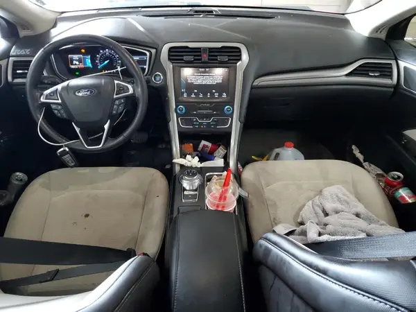 3FA6P0HD7KR107780 2019 FORD FUSION - Image 8