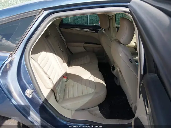 3FA6P0HD7KR114180 2019 FORD FUSION - Image 8