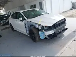 3FA6P0HD7KR127897 2019 FORD FUSION
