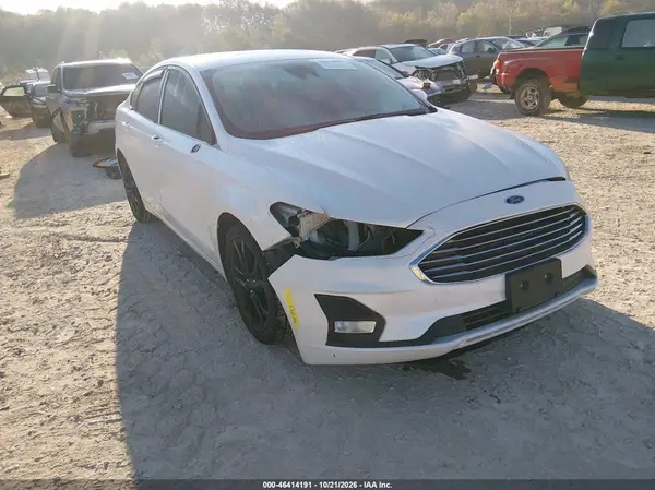 3FA6P0HD7KR130640 2019 FORD FUSION - Image 1